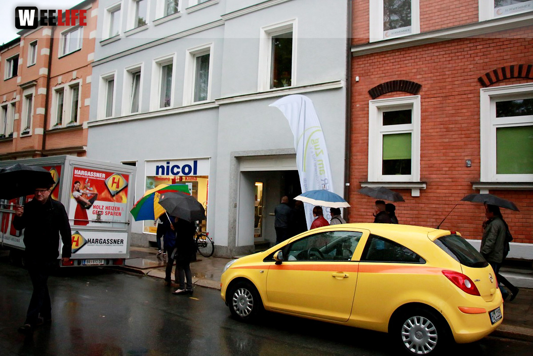 InnenHofKonzert Hotel Burghof Menno Stuifmeel Jugendhilfe St. Elisabeth Fräulein Elli Nicol Bad u. Heizung Frankensima