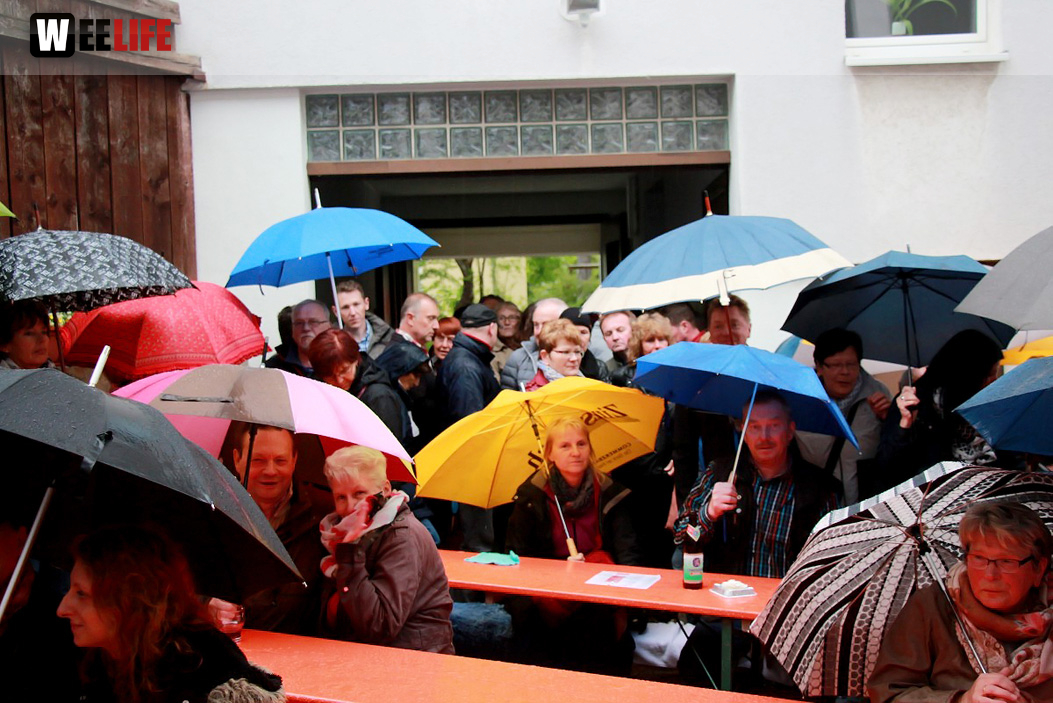 InnenHofKonzert Hotel Burghof Menno Stuifmeel Jugendhilfe St. Elisabeth Fräulein Elli Nicol Bad u. Heizung Frankensima