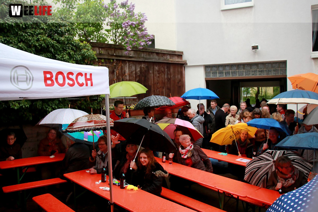 InnenHofKonzert Hotel Burghof Menno Stuifmeel Jugendhilfe St. Elisabeth Fräulein Elli Nicol Bad u. Heizung Frankensima