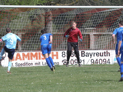 TuS Erkersreuth - 1. FC Gefrees II – Foto 16
