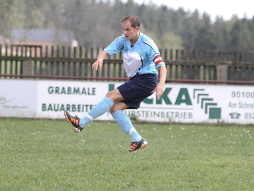 TuS Erkersreuth - 1. FC Gefrees II – Foto 24