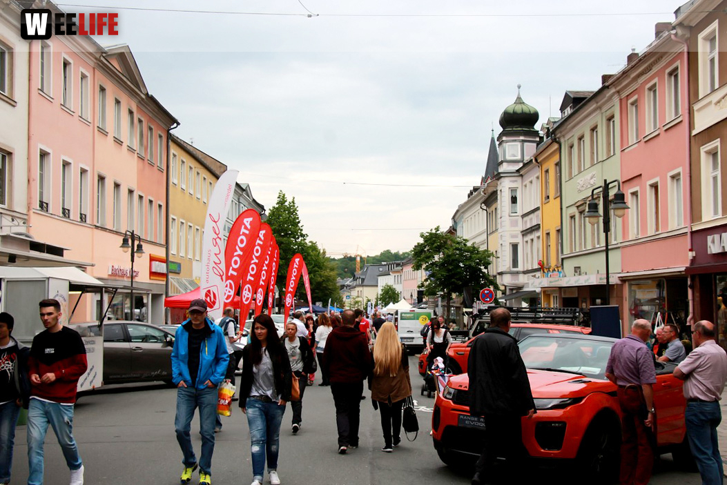 Autoschau Boxenstopp