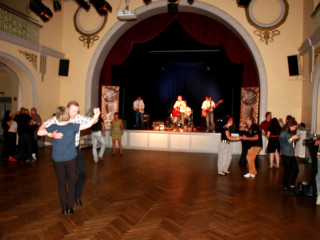 Foto 167033 im Album