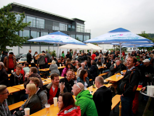 Public Viewings Fussball EM Deutschland Polen – Foto 3