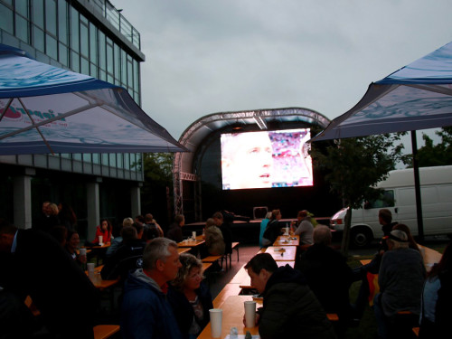 Public Viewings Fussball EM Deutschland Polen – Foto 11
