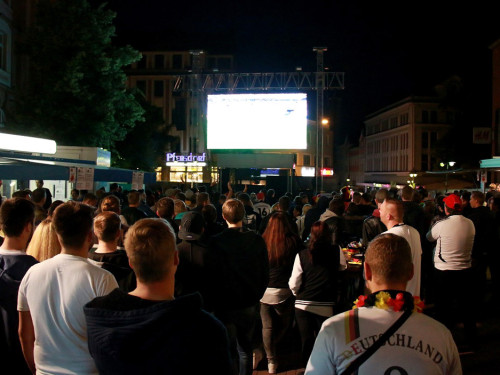 Euroherz Fanmeile 2016 Public Viewings Fussball EM – Foto 12