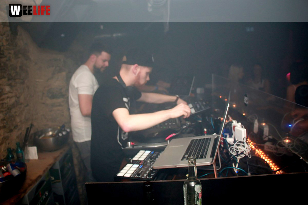 Black Base mit DJs Benz82, SicStyle