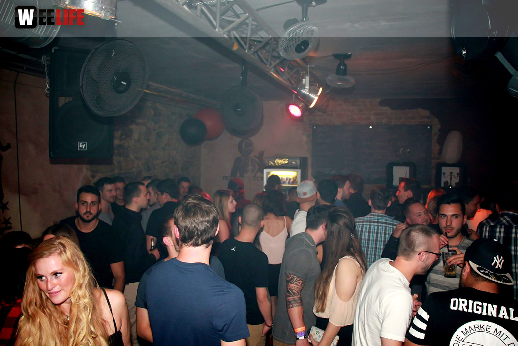 Black Base mit DJs Benz82, SicStyle