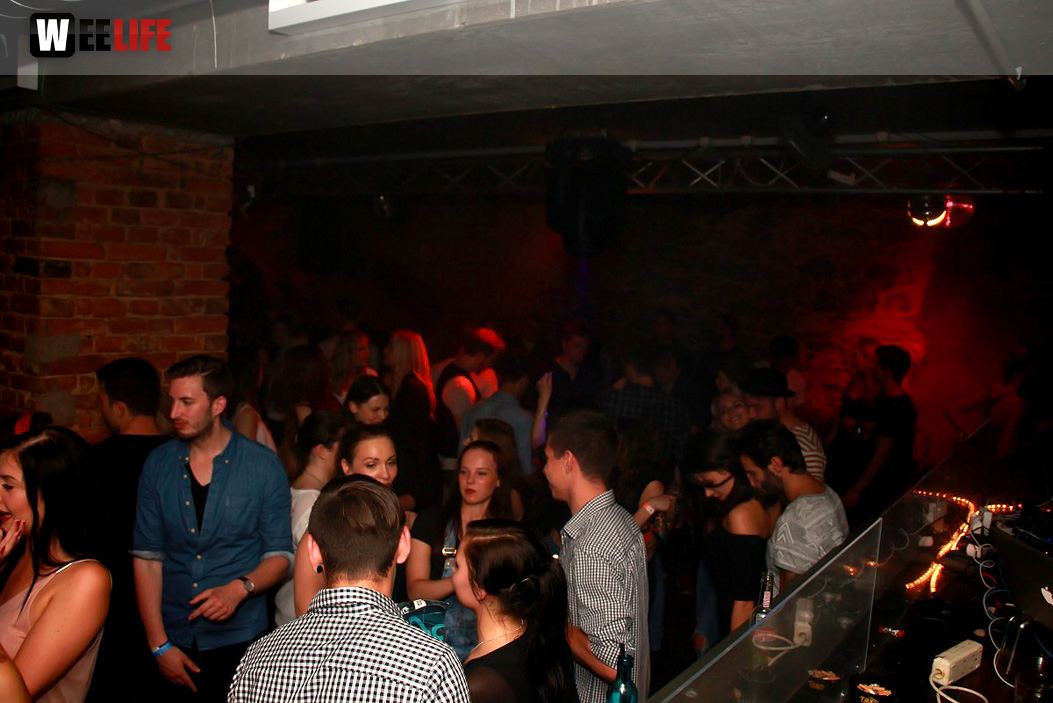 Black Base mit DJs Benz82, SicStyle