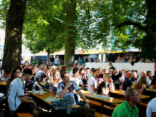 Public Viewings Fussball EM Deutschland Nordirland – Foto 7