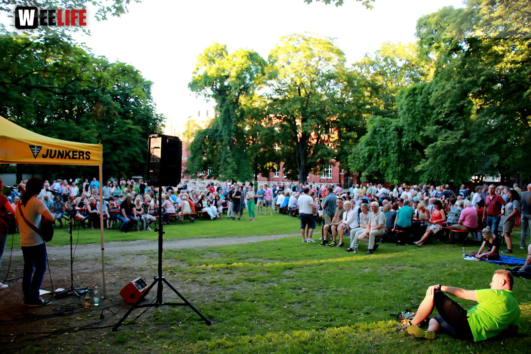 InnenHofKonzert SUZAN BAKER & DENNIS LÜDDIKE