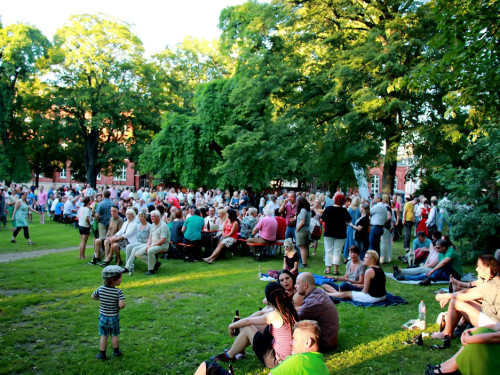 InnenHofKonzert SUZAN BAKER & DENNIS LÜDDIKE – Foto 3