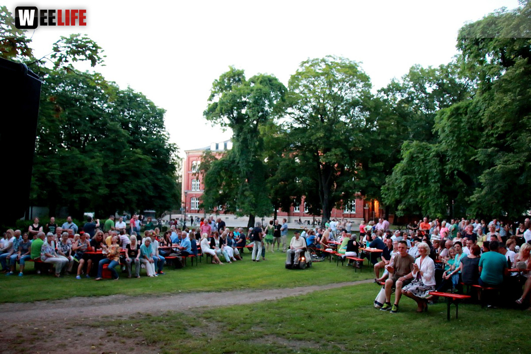 InnenHofKonzert SUZAN BAKER & DENNIS LÜDDIKE
