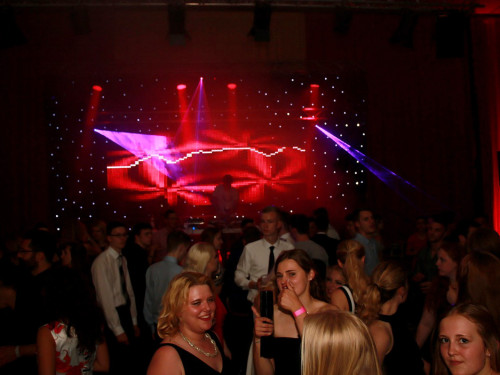 Abier Bildung nach Maß After Show Party Schiller Gym Hof – Foto 27