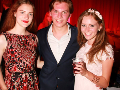 Abier Bildung nach Maß After Show Party Schiller Gym Hof – Foto 44