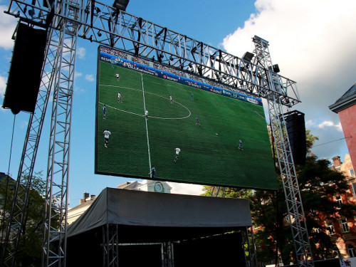 Public Viewing EM Deutschland Slowakei Euroherz Fanmeile  – Foto 20