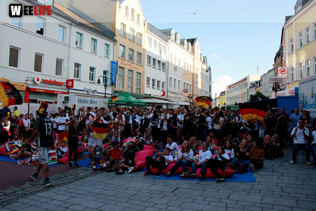 Public Viewing EM Deutschland Slowakei Euroherz Fanmeile 