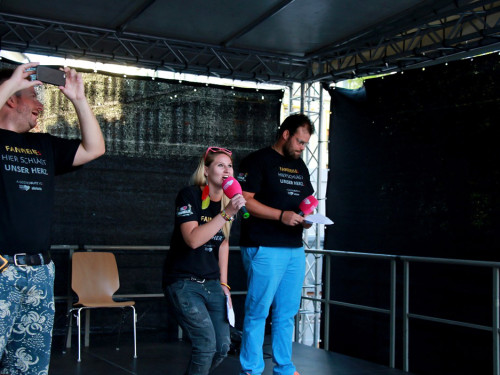 Public Viewing EM Deutschland Slowakei Euroherz Fanmeile  – Foto 40