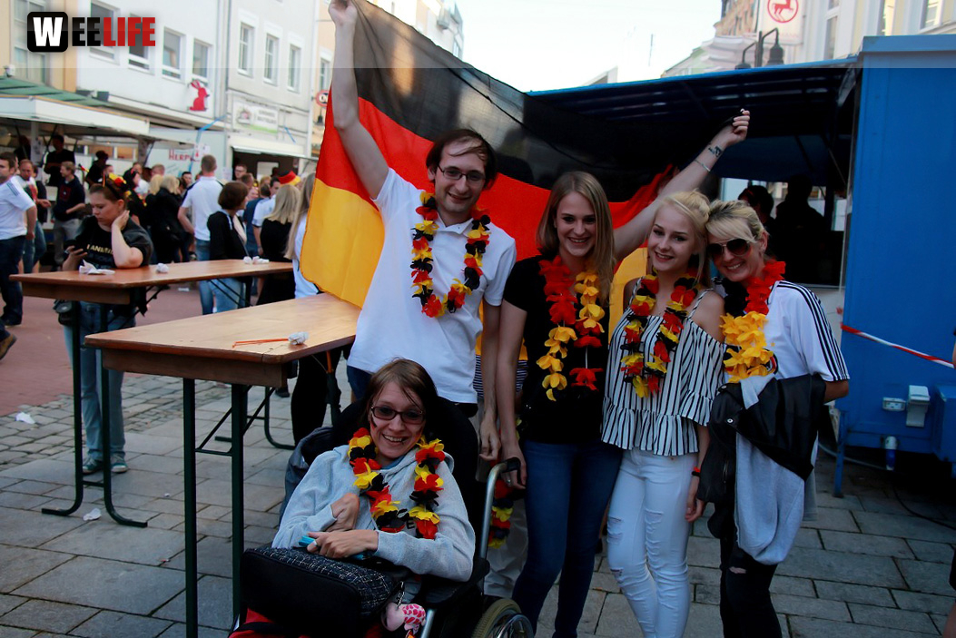Public Viewing EM Deutschland Slowakei Euroherz Fanmeile 