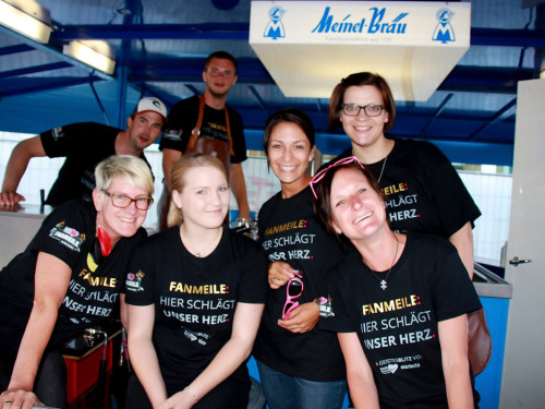 Public Viewing EM Deutschland Slowakei Euroherz Fanmeile  – Foto 60