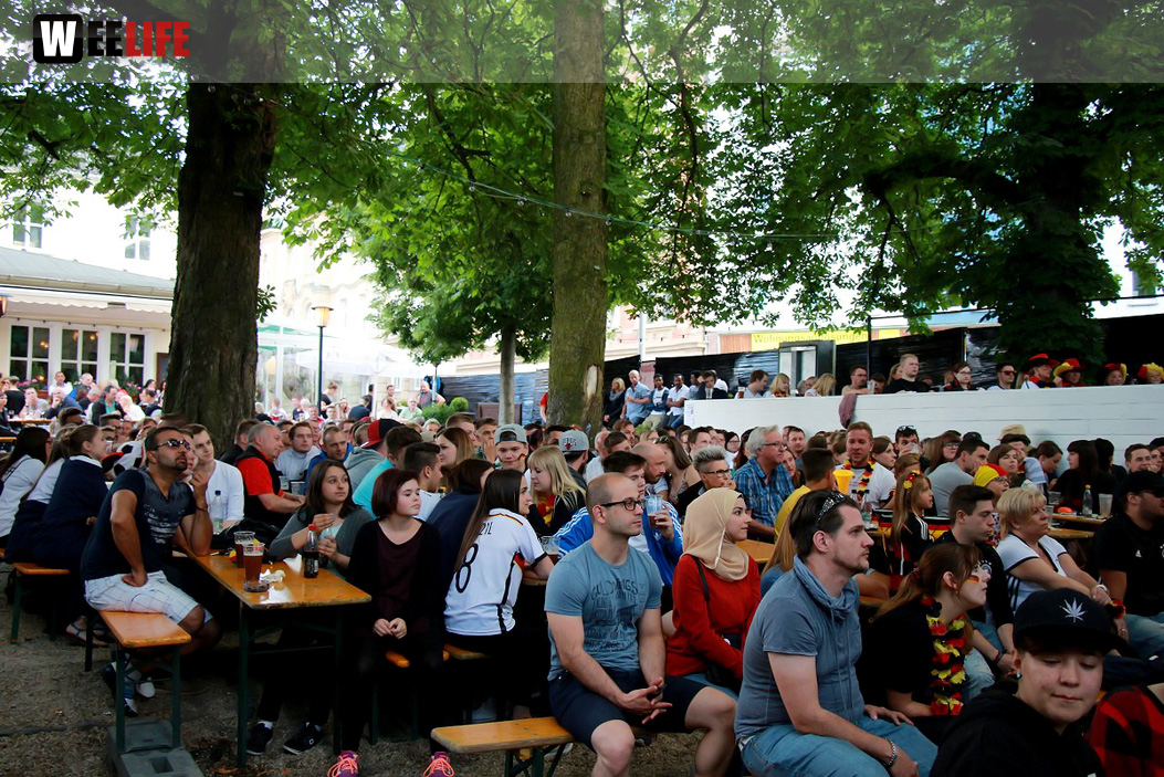Public Viewing EM Deutschland Slowakei ParkCafe 