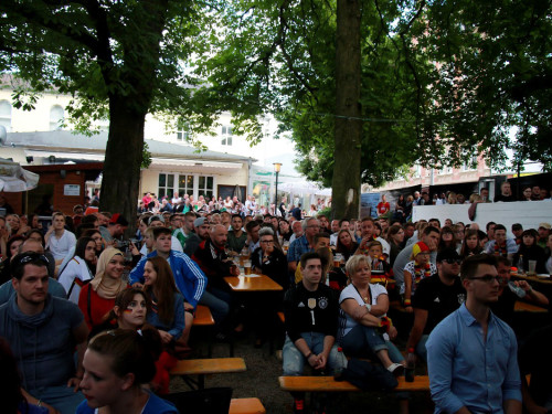 Public Viewing EM Deutschland Slowakei ParkCafe  – Foto 7