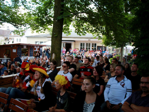Public Viewing EM Deutschland Slowakei ParkCafe  – Foto 13
