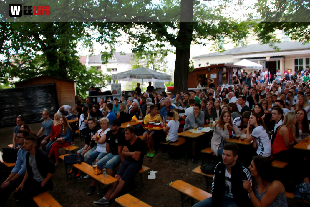 Public Viewing EM Deutschland Slowakei ParkCafe 