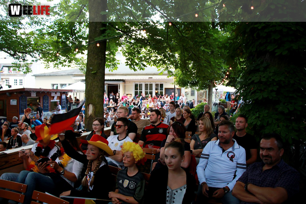 Public Viewing EM Deutschland Slowakei ParkCafe 