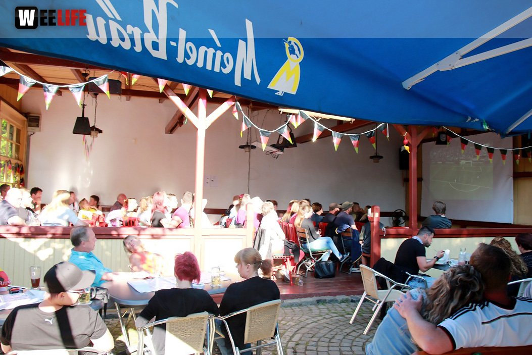 Public Viewing EM Deutschland Slowakei Meinels Bas