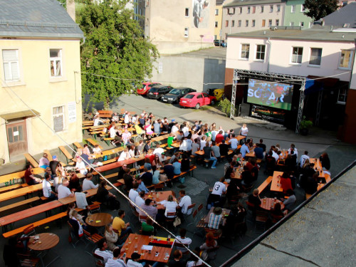 Public Viewing EM Deutschland Slowakei Treffpunkt – Foto 10
