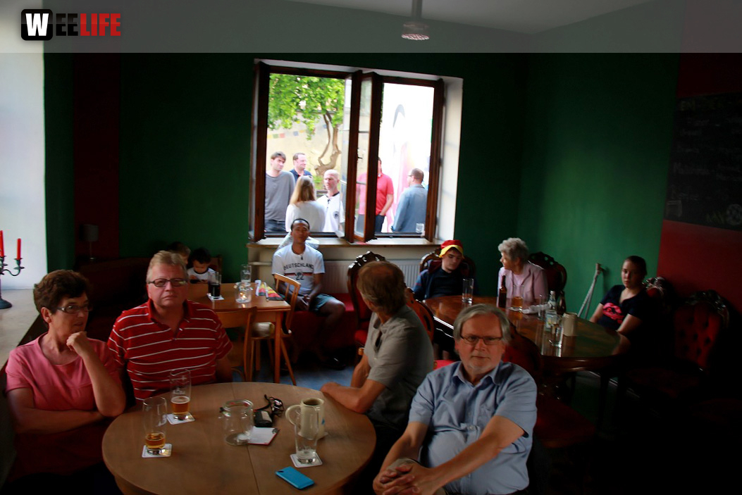 Public Viewing EM Deutschland Slowakei Trompeter,Buttler\'s