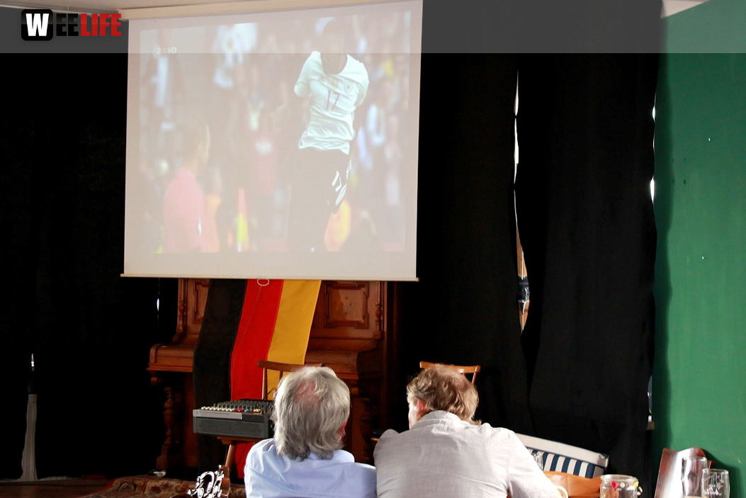 Public Viewing EM Deutschland Slowakei Trompeter,Buttler\'s