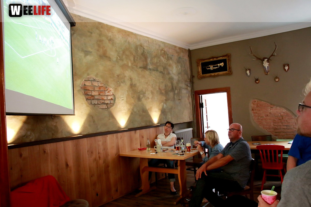 Public Viewing EM Deutschland Slowakei Trompeter,Buttler\'s