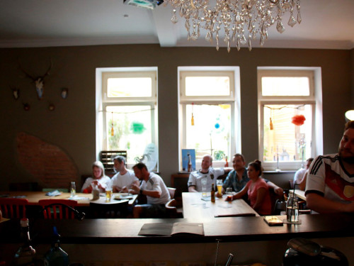 Public Viewing EM Deutschland Slowakei Trompeter,Buttler\'s – Foto 10