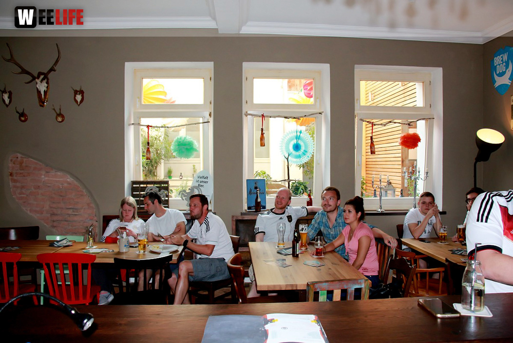 Public Viewing EM Deutschland Slowakei Trompeter,Buttler\'s