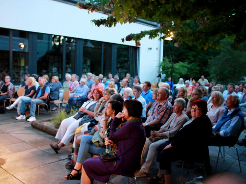 Musiktheater Ka Weiber ka Gschrei Das Baumann  Tag der Franken – Foto 8