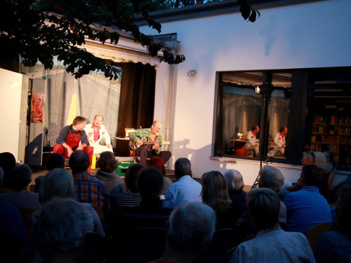 Musiktheater Ka Weiber ka Gschrei Das Baumann  Tag der Franken – Foto 19