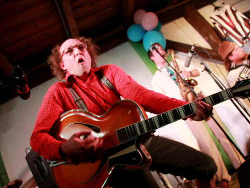 Antistadl-Festival mit Tag der Franken mit  Mahrsmännchen Gankino Circus – Foto 39