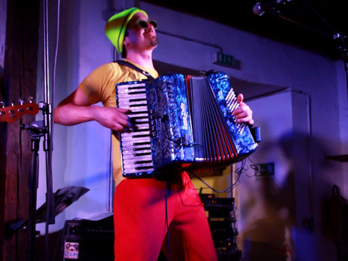 Antistadl-Festival mit Tag der Franken mit  Mahrsmännchen Gankino Circus – Foto 57