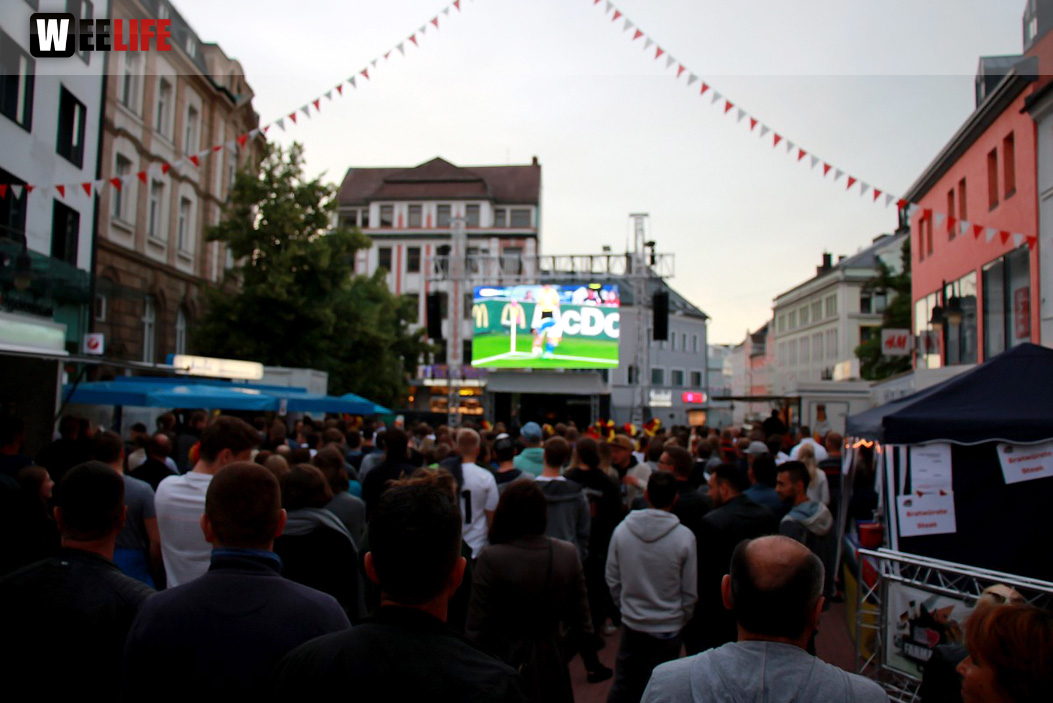 Public Viewing EM Deutschland - Italien - Euroherz Fanmeile