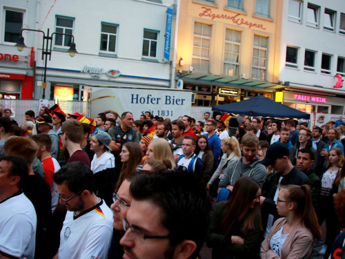 Public Viewing EM Deutschland - Italien - Euroherz Fanmeile – Foto 19