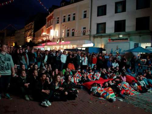 Public Viewing EM Deutschland - Italien - Euroherz Fanmeile – Foto 42