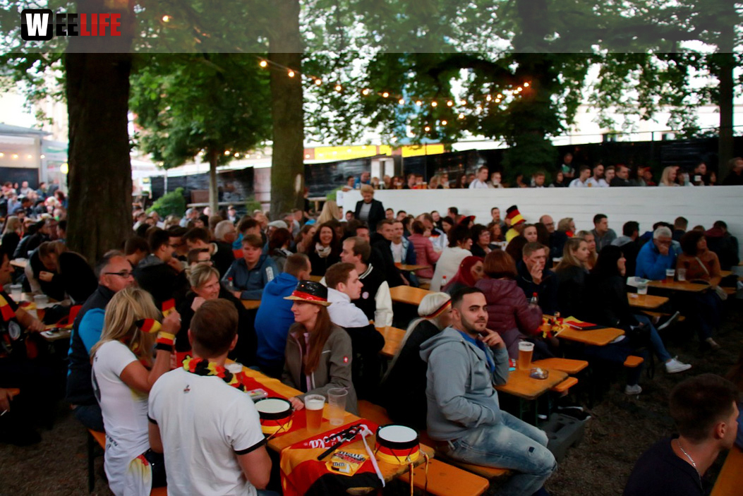 Public Viewing EM Deutschland - Italien ParkCafe
