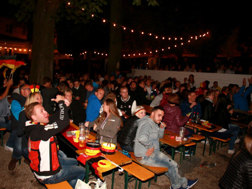 Public Viewing EM Deutschland - Italien ParkCafe – Foto 18