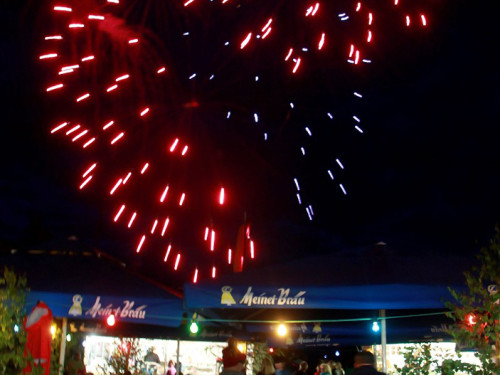 Berger BrilliantHochFeuerwerk Heimat- und Wiesenfest Berger Winkel – Foto 5