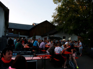Vorschau des vorherigen Fotos