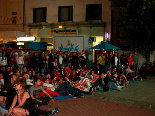Public Viewing EM Deutschland Frankreich Euroherz Fanmeile – Foto 30