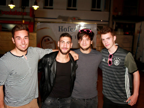 Public Viewing EM Deutschland Frankreich Euroherz Fanmeile – Foto 43