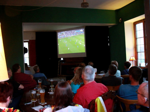 Public Viewing EM Deutschland Frankreich Trompeter,Buttler\'s, Rossini,KKH, Treffpunkt – Foto 5